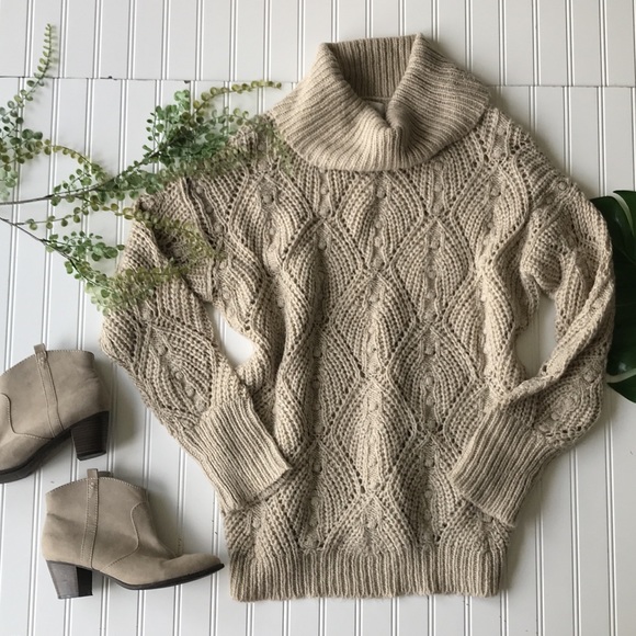 a new day Sweaters - Cream sweater pullover cowlneck